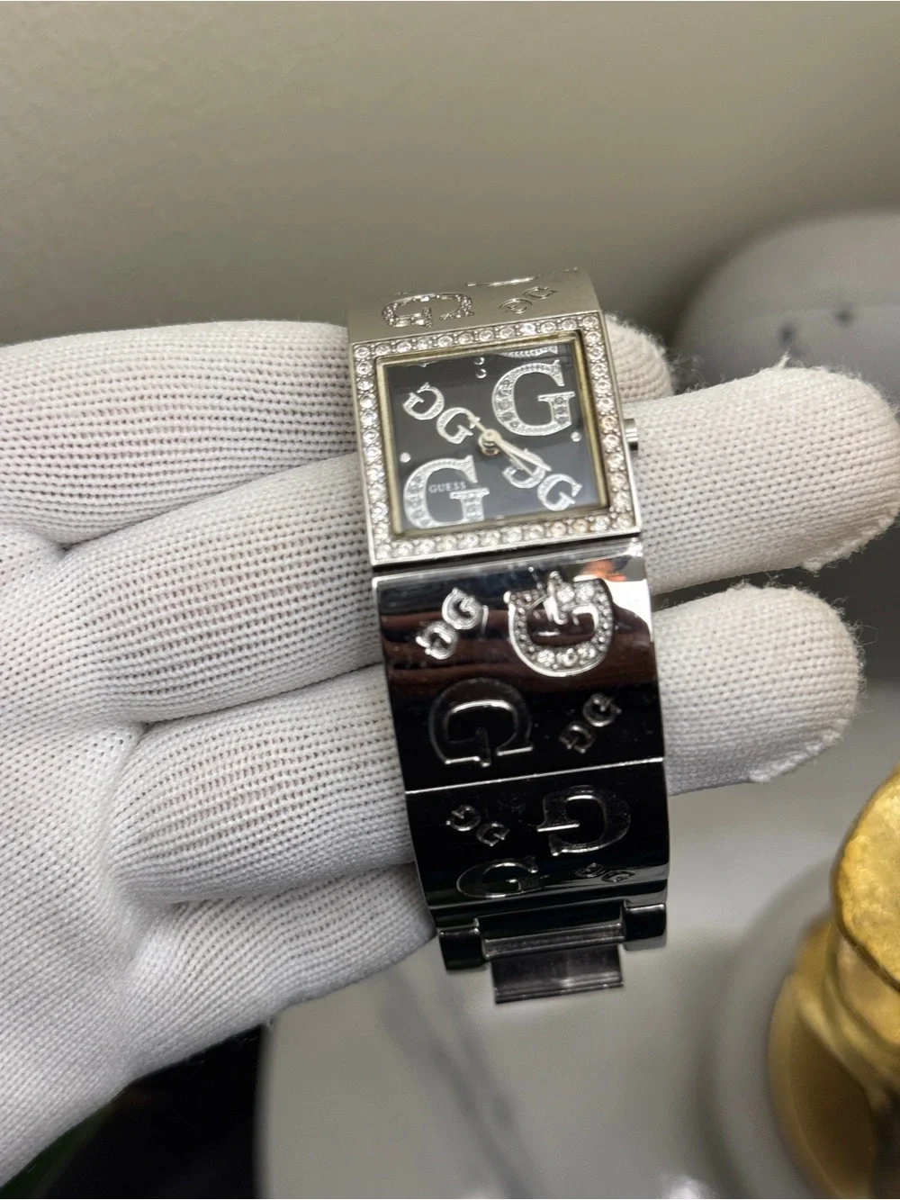 Guess Womens Watch 26mm Black Dial G Logo Crystal Bezel Bangle Watch